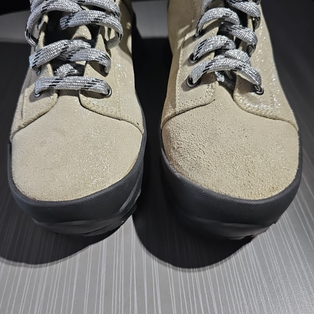 P448 Women Denise Beige Glitter Platform Lace-up Vibram Combat Boot 36 US 6 NWOT - Picture 3 of 11